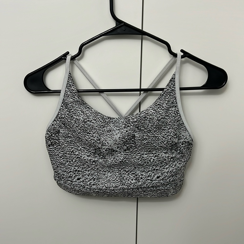 P’tula Sport Bra - Pixel Collection
